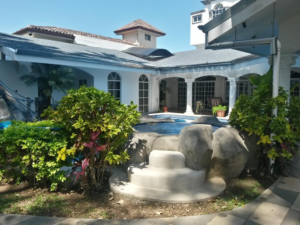 Alameda Cariari Boutique Hotel